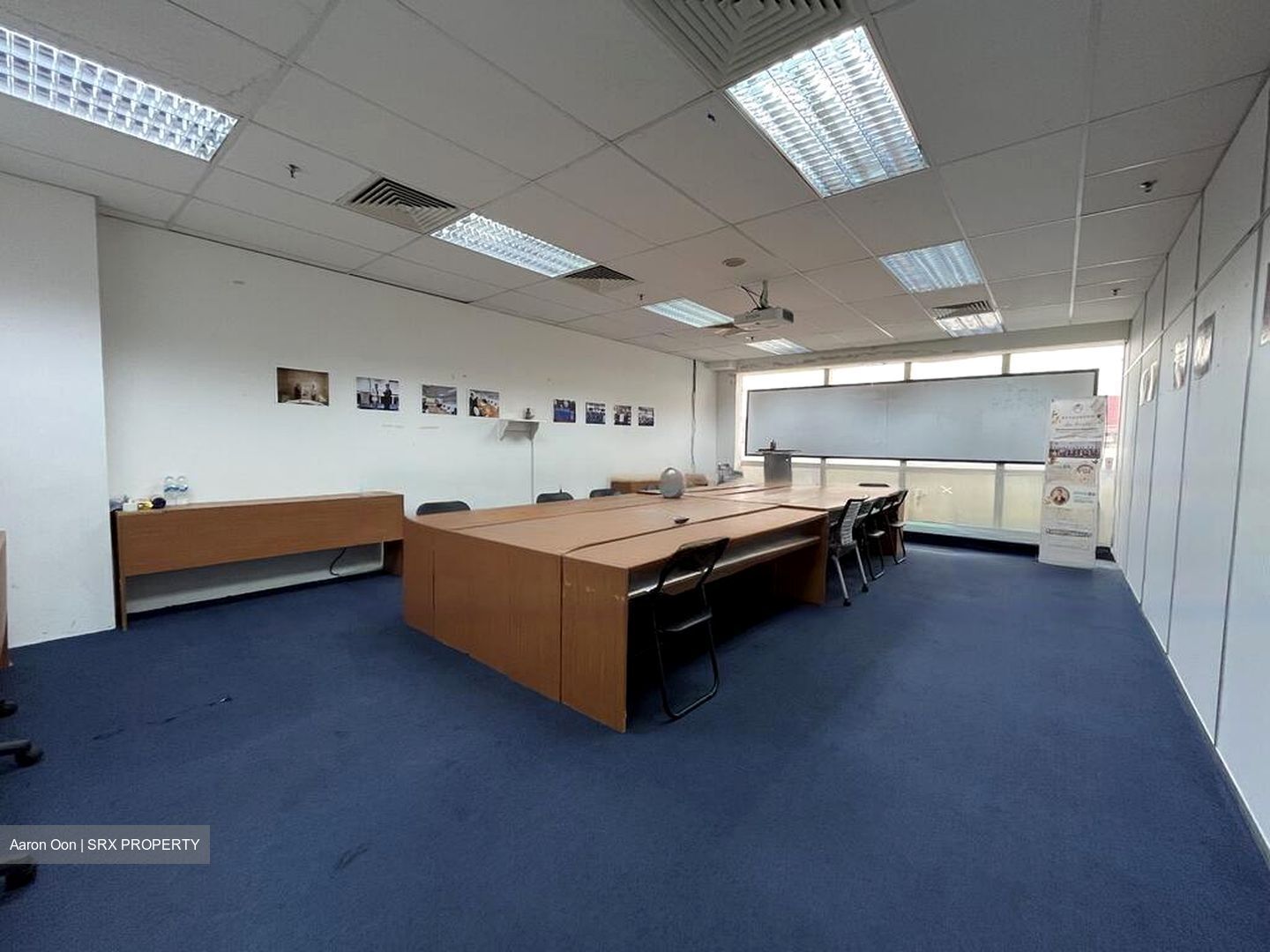 Burlington Square (D7), Office #497077841